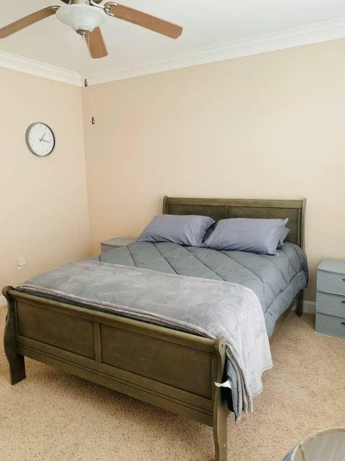 Cozy Home Near Med Center, Nrg, Galleria & Dtown Houston Exterior photo